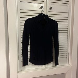 Women’s Lilly Pulitzer navy blue knit sweater